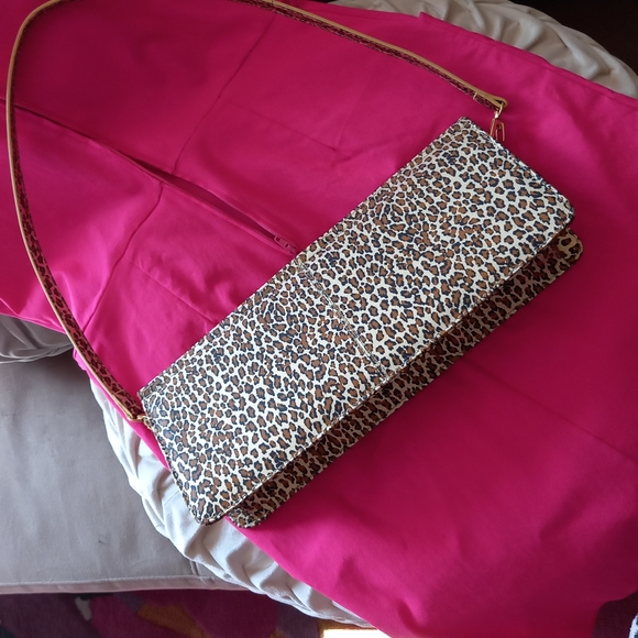 Purse - Picture 2 of 5